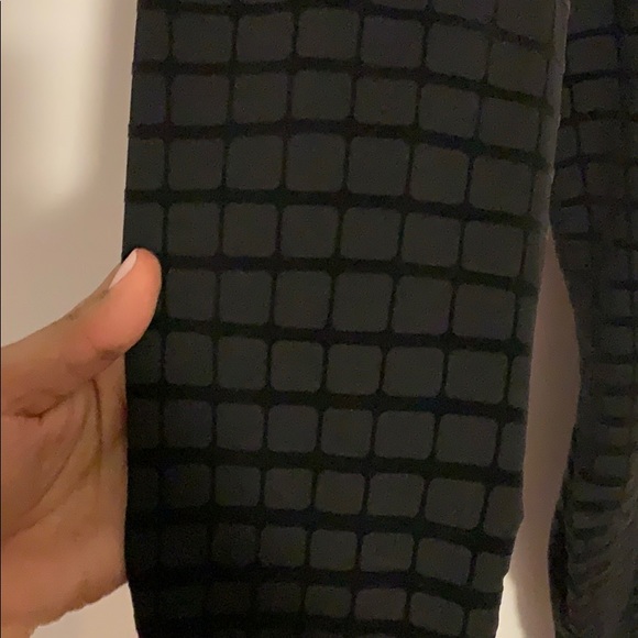 Nike Dri Fit workout tights - Picture 3 of 7